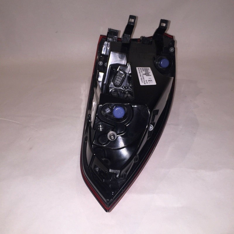 95863106121 PORSCHE CAYENNE S TAIL LIGHT LEFT DRIVER SIDE 2015 2016 2017 LED OEM