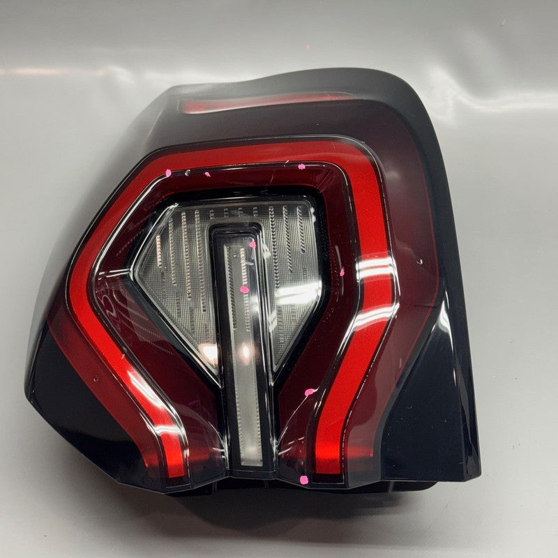 BMW X3 TAIL LIGHT RIGHT PASSENGER LED 2022 2023 2024 OEM 4946305010