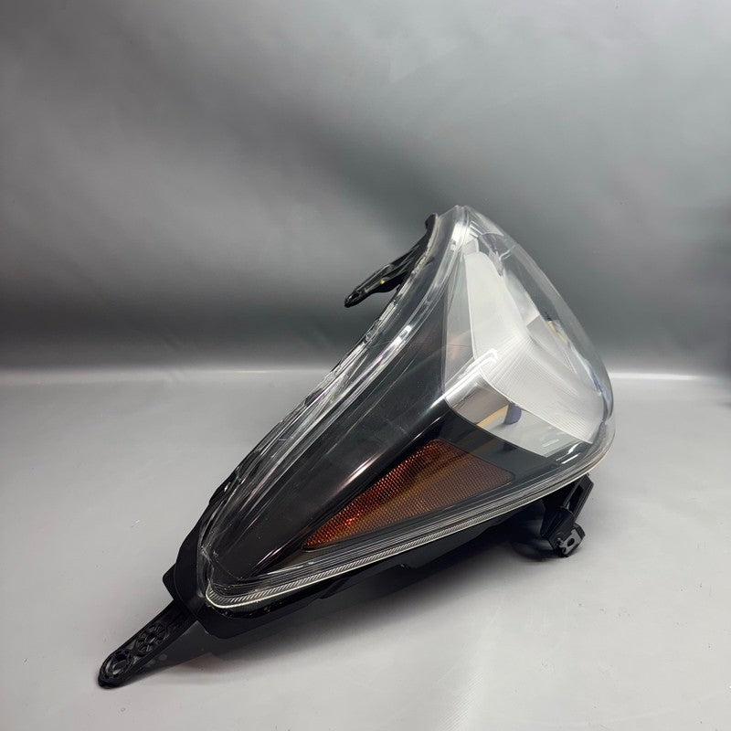 SUBARU FORESTER HEADLIGHT RIGHT PASSENGER 2017 2018 HALOGEN OEM