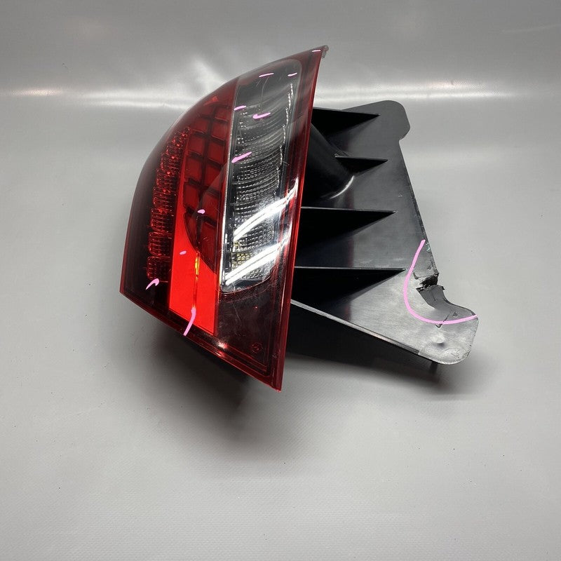 A2139065609 MERCEDES BENZ E300 E450 TAIL LIGHT RIGHT PASSENGER A2139065609 2021 2022 OEM LED