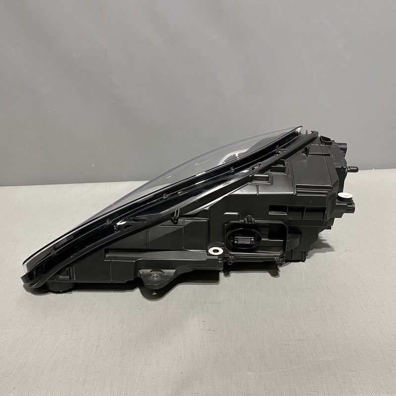 95B941010AR PORSCHE MACAN HEADLIGHT RIGHT PASSENGER FULL LED 95B941010AR 2019 2020 2021 OEM