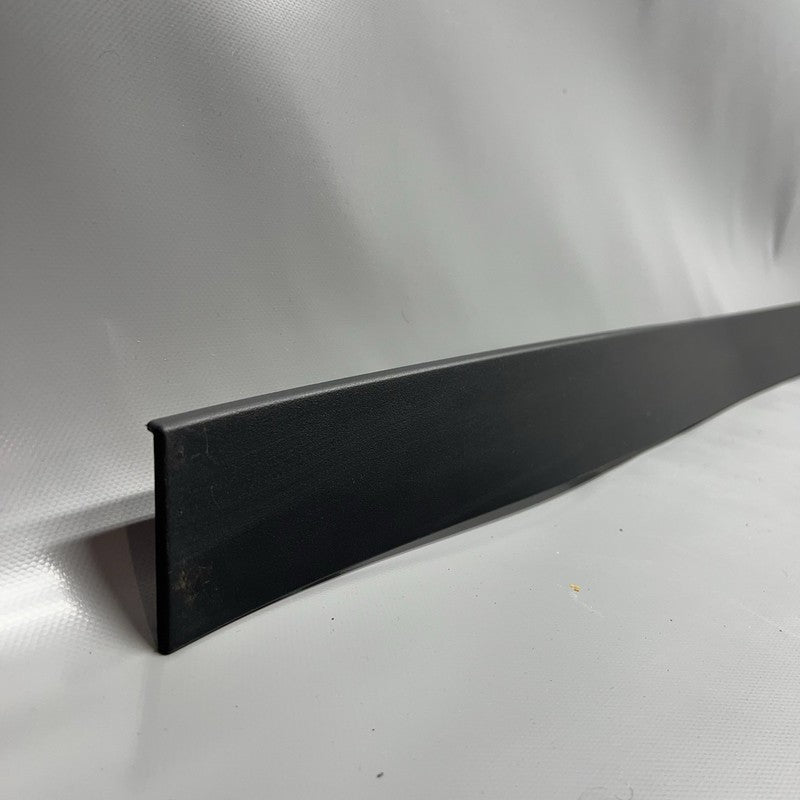 1035120-00-F TESLA MODEL X DOOR MOULDING TRIM RIGHT 2016 2017 2018 2019 2020 OEM 1035120-00-F