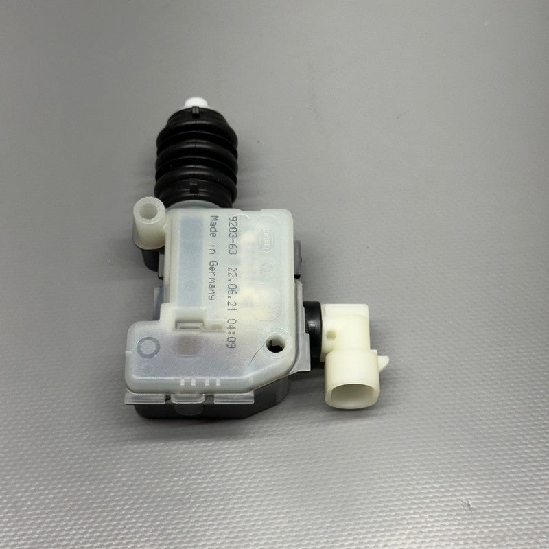1033010-00-C TESLA MODEL S HOOD LATCH DOOR LACK ACTUATOR 2012 2013-2018 2019 2020 2021 OEM