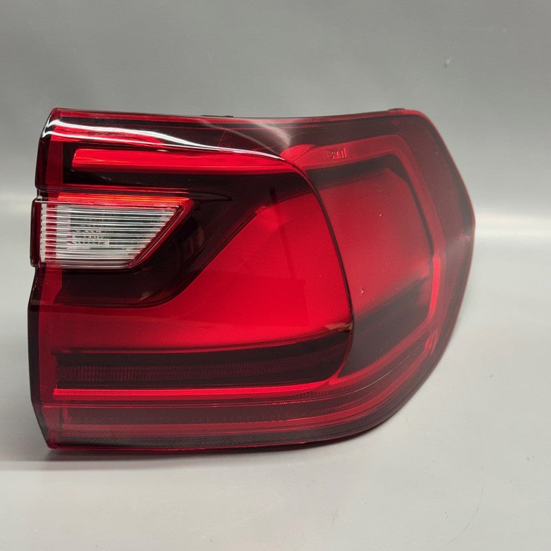 BMW X7 TAIL LIGHT RIGHT PASSENGER 2019 2020 2021 2022 OEM H45A164A605