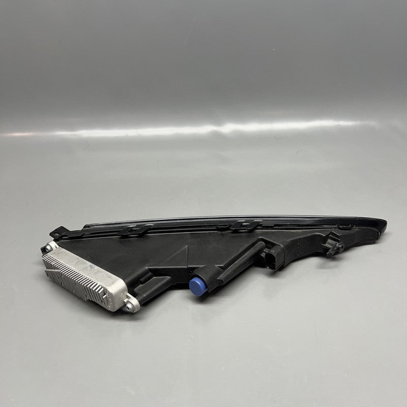 95B953081B PORSCHE MACAN RUN SIGNAL LIGHT LEFT DRIVER 2019 2020 2021 2022 OEM 95B953081B