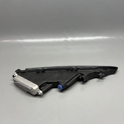 95B953081B PORSCHE MACAN RUN SIGNAL LIGHT LEFT DRIVER 2019 2020 2021 2022 OEM 95B953081B