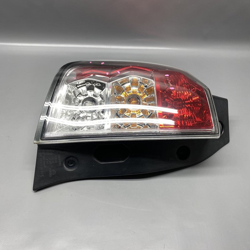 SUBARU FORESTER TAIL LIGHT LEFT DRIVER 2009 2010 2011 2012 2013 OEM