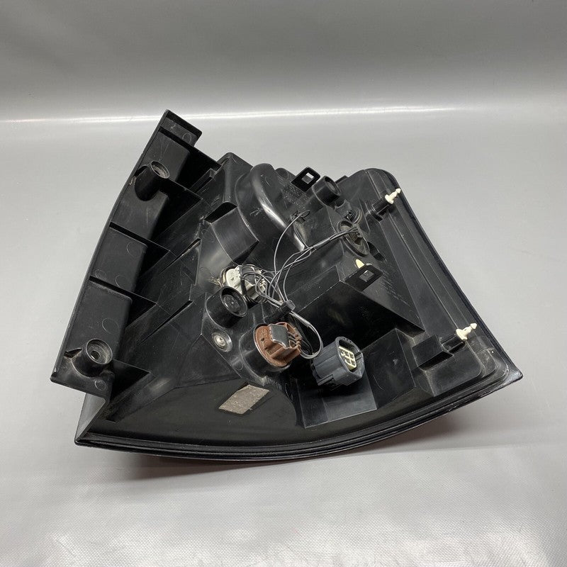 RANGE ROVER SPORT TAIL LIGHT LEFT DRIVER SIDE A056008 2010 2011 OEM
