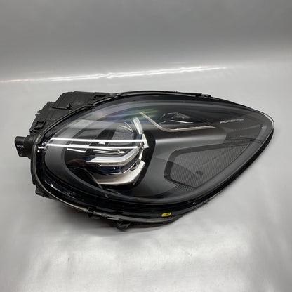 95B941010AR PORSCHE MACAN HEADLIGHT RIGHT PASSENGER 95B941010AR 2019 2020 2021 FULL LED OEM