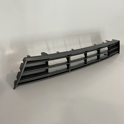 51117331724 BMW 528 GRILLE LOWER CENTER 51117331724 2014 2015 2016 OEM