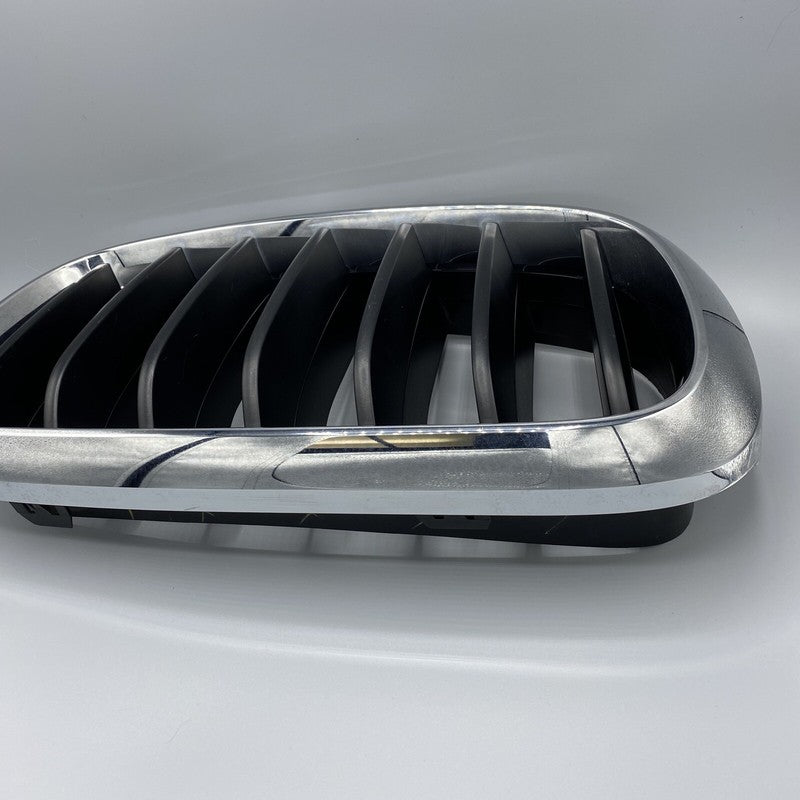 51117309775-02 BMW X5 GRILLE RIGHT SIDE F15 51117309775-02 OEM 2015 2016 2017