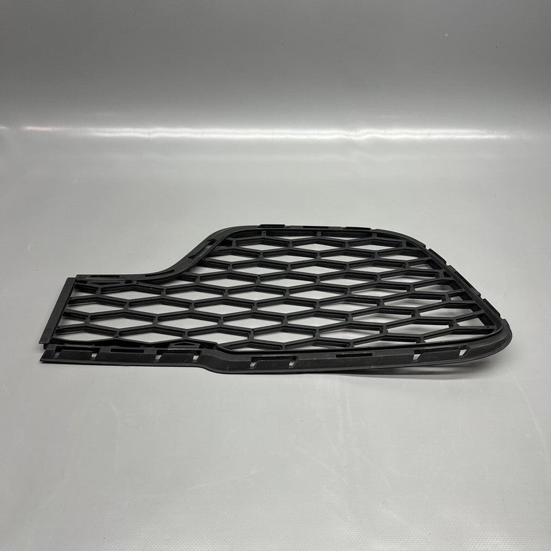 MASERATI GHIBLI FRONT BUMPER LOWER GRILLE RIGHT 2014 2015 2016 2017 OEM 