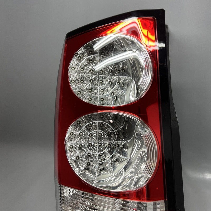 LAND ROVER DISCOVERY 4 TAIL LIGHT LEFT DRIVER 2010 2011 2012 2013 OEM 