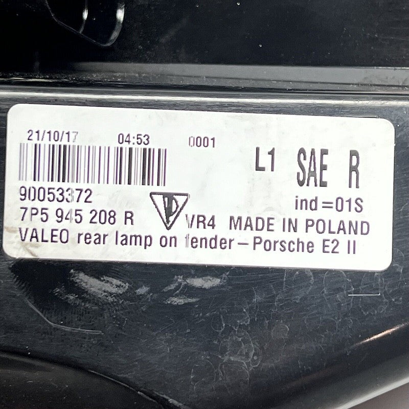 PORSCHE CAYENNE TAIL LIGHT RIGHT PASSENGER 2015 2016 2017 LED OEM 7P59