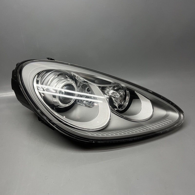 PORSCHE CAYENNE HEADLIGHT RIGHT 2011 2012 2013 2014 XENON HID 7P594103