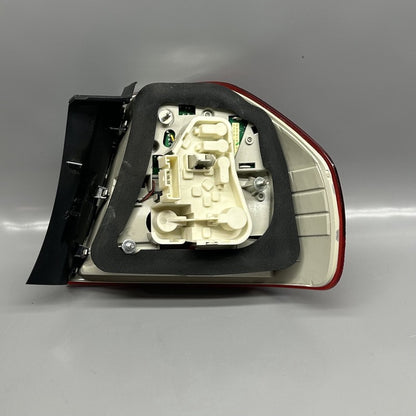 328 BMW 328 TAIL LIGHT LEFT DRIVER 2009 2010 2011 LED OEM