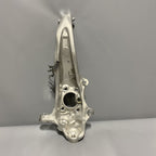 688438202 BMW 840 KNUCKLE RIGHT FRONT 540 2018 2019 2020 688438202 OEM