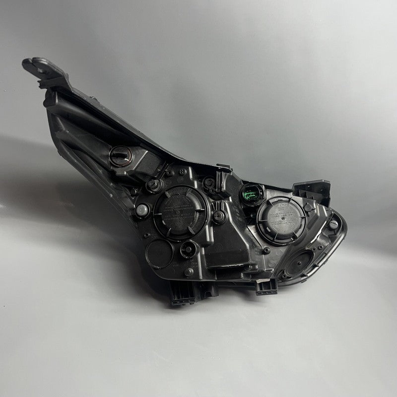 KIA FORTE HEADLIGHT LEFT DRIVER HALOGEN 2019 2020 2021 OEM 92101-M7XXX