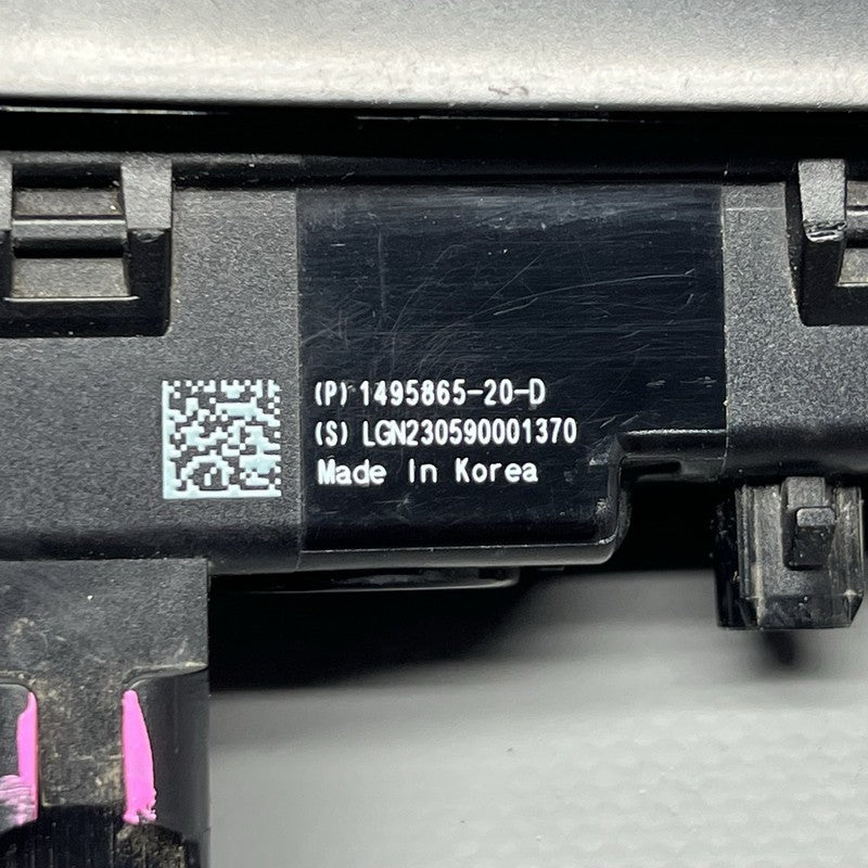 1495865-20-D TESLA MODEL 3 Y FENDER CAMERA MARKER RIGHT 2018 2019 2020 2021 2022 OEM