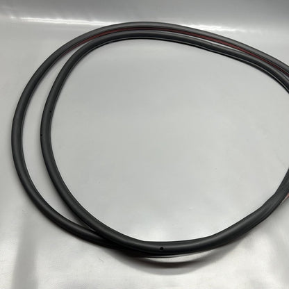 4KE-837-912-A AUDI E-TRON DOOR SEAL RIGHT FRONT 2020 2021 2022 2023 OEM 4KE-837-912-A