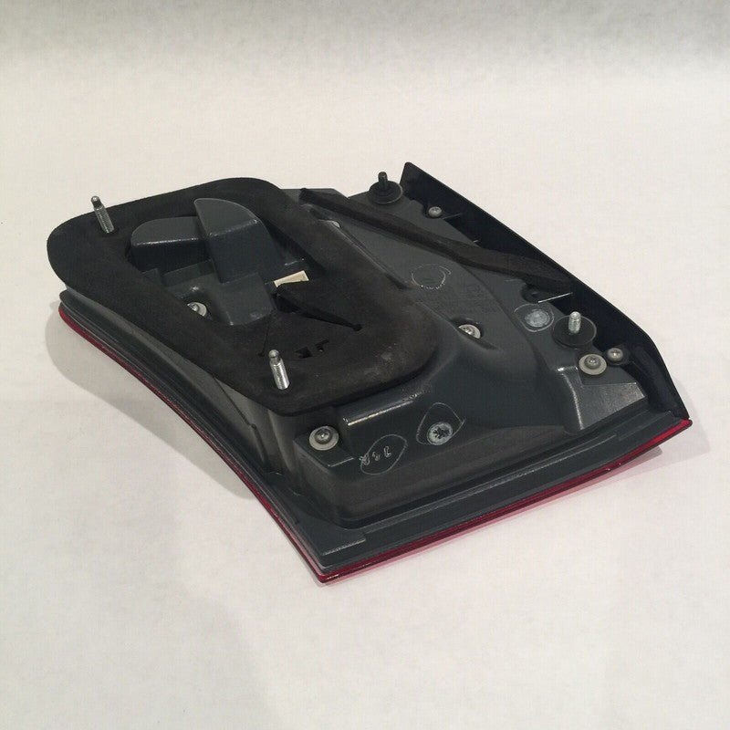 LEXUS LS460 LS600 RIGHT PASSENGER TRUNK TAIL LIGHT 2007 2008 2009 OEM