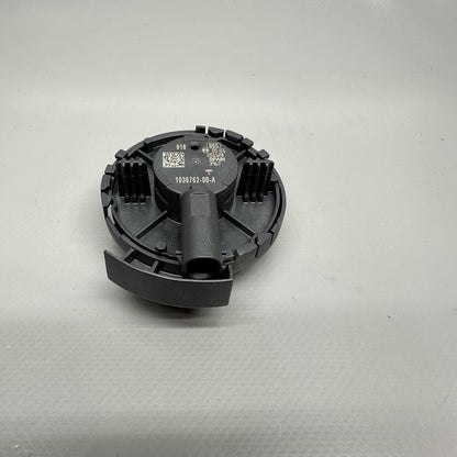1036762-00-A TESLA MODEL X DOOR PRESSURE SENSOR 2017 2018 2019 2020 OEM 1036762-00-A