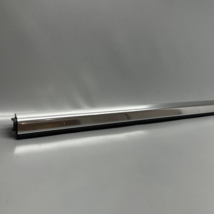 7437864 BMW 740 DOOR WINDOW MOLDING RIGHT FRONT 750 2016 2017 2018 2019 OEM 7437864