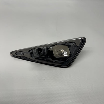 1820734-00-C TESLA MODEL 3 Y REPEATER FENDER CAMERA LEFT 2023 2024 OEM 1820734-00-C