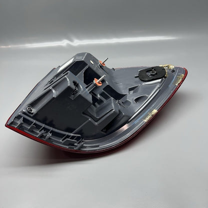 A1669060502 MERCEDES BENZ GLS450 TAIL LIGHT LEFT DRIVER GLS550 LED 2017 2018 2019 OEM