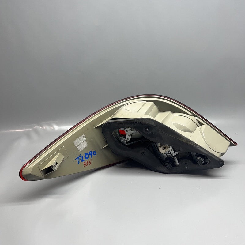 A2518200464 MERCEDES BENZ R500 TAIL LIGHT RIGHT PASSENGER 2006 2007 2008 2009 A2518200464