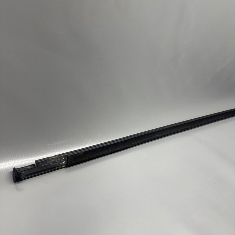 PORSCHE CAYENNE DOOR BELT MOLDING RIGHT FRONT 2019 2020 OEM 9Y0837476J