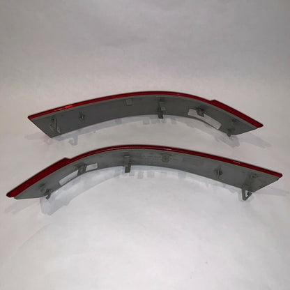 A1648201174KZ MERCEDES BENZ GL300 GL320 REAR BUMPER LEFT & RIGHT REFLECTOR 2007 2008 2009 OEM