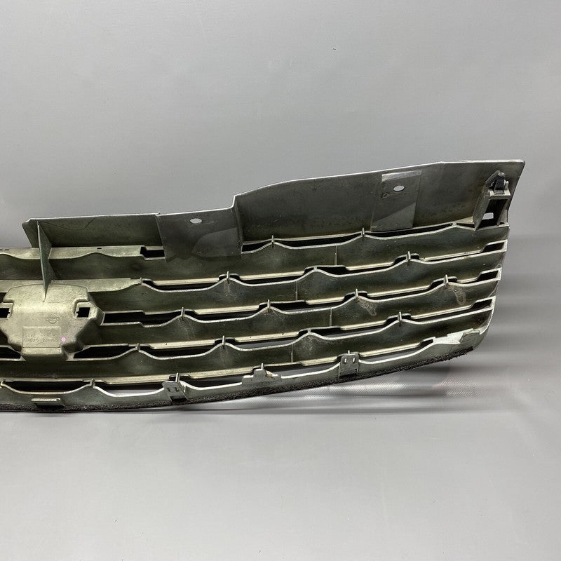 62070AM800 INFINITI G35 GRILLE COUPE 62070AM800 2003 2004 2005 2006 2007 OEM 