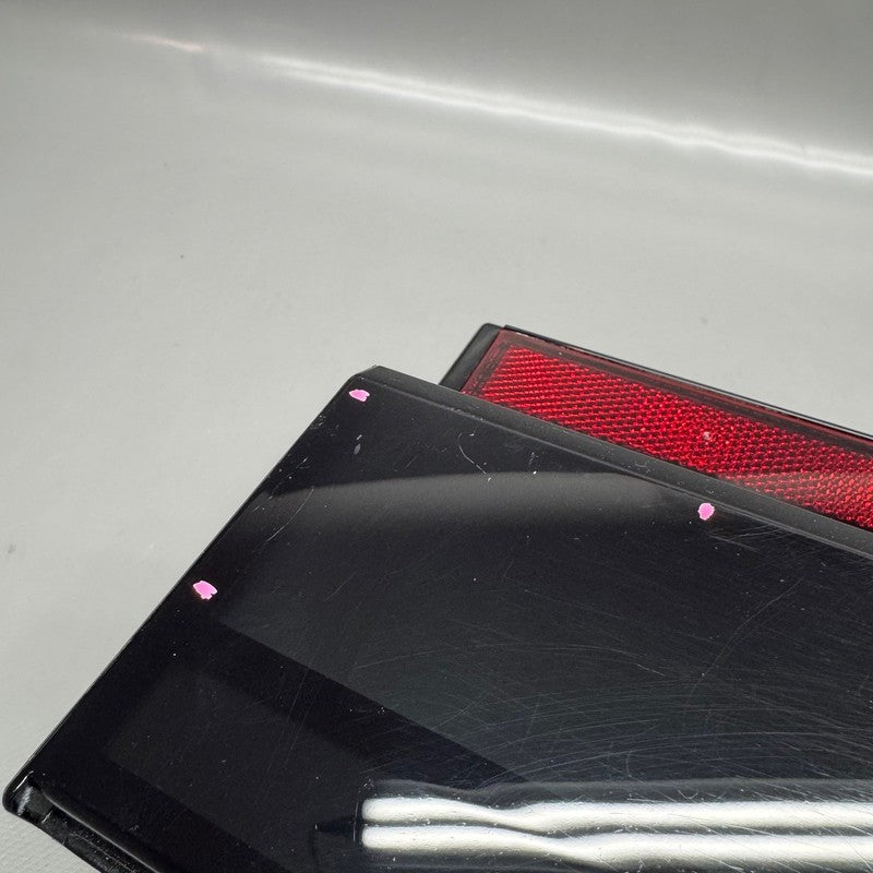 TESLA CYBERTRUCK TAIL LIGHT RIGHT PASSENGER 2024 2025 2026 OEM 1806409