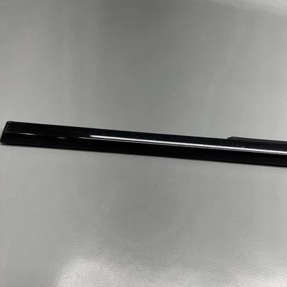 HK83M25596-AE JAGUAR F-PACE DOOR WINDOW MOLDING RIGHT REAR 2017 18 19 20 21 2022 HK83M25596-AE