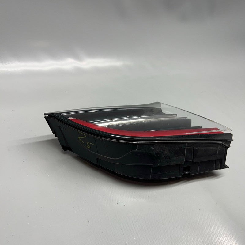 TESLA MODEL Y TAIL LIGHT TRUNK LEFT DRIVER 2021 2022 2023 2024 OEM 150