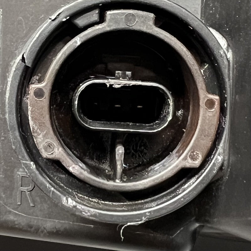 1563711-00-B TESLA MODEL S PLAID FOG LIGHT RIGHT PASSENGER 2021 2022 2023 OEM 1563711-00-B