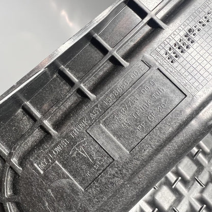 1508656-00-E TESLA MODEL Y TRUNK CARGO STORAGE REAR 2020 2021 2022 2023 OEM 1508656-00-E