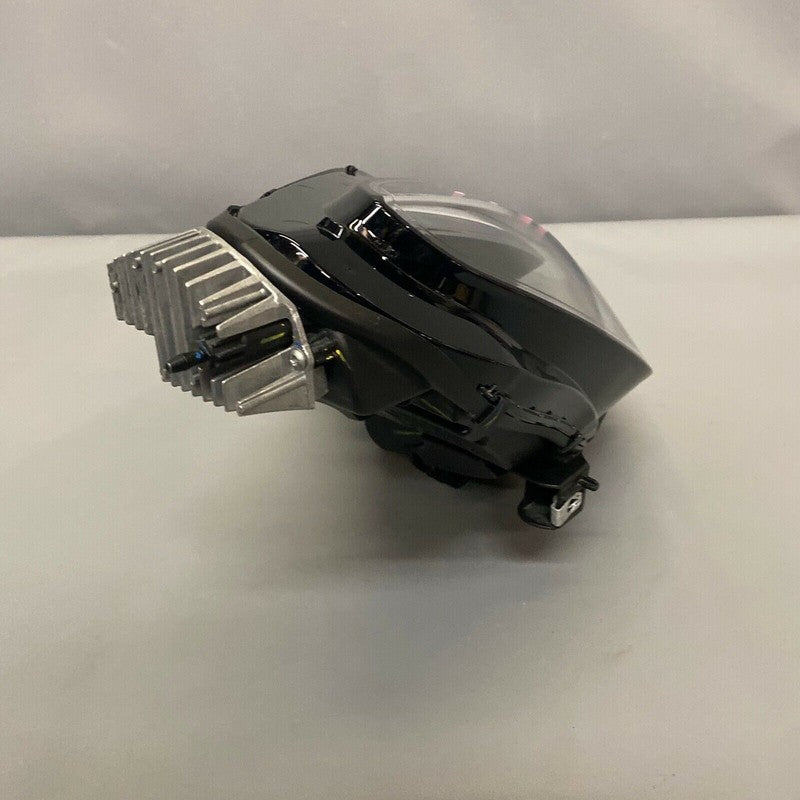 1077372-88-E TESLA MODEL 3 HEADLIGHT RIGHT PASSENGER 2017 2018 2019 2020 LED OEM