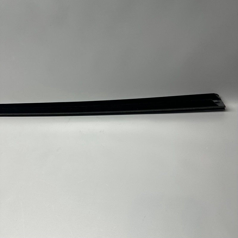 1080681-00-H TESLA MODEL 3 DOOR WINDOW MOLDING LEFT FRONT 2017 18 19 20 21 2022 1080681-00-H