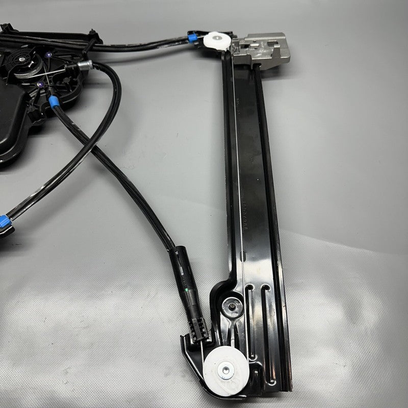 1096621-00-L TESLA MODEL 3 WINDOW REGULATOR RIGHT FRONT 2017 2018 2019 2020 1096621-00-L OEM