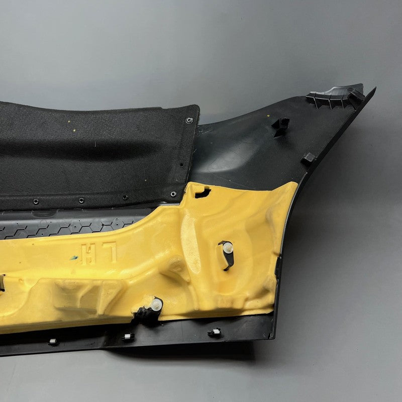 92400064A0 TESLA MODEL Y SIDE TRIM LEFT 2020 2021 2022 2023 2024 OEM