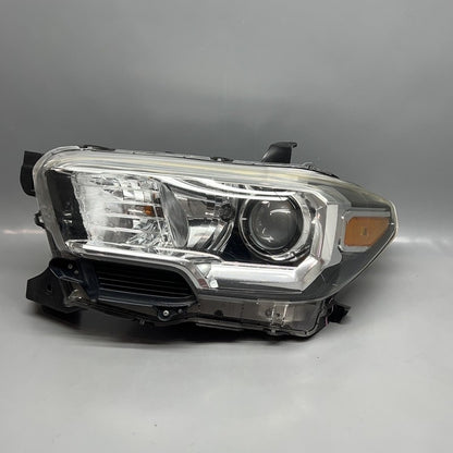 TOYOTA TACOMA HEADLIGHT LEFT DRIVER 2016 2017 2018 2019 2020 2021 2022 OEM