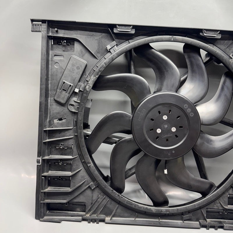 8666817 BMW IX RADIATOR FAN  2020 2021 2022 2023 2024 2025 OEM 8666817