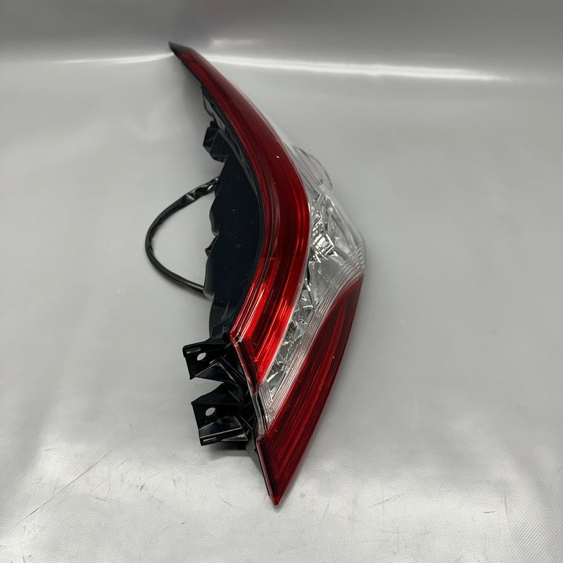 TOYOTA CAMRY TAIL LIGHT RIGHT PASSENGER 2018 2019 2020 2021 2022 2023 
