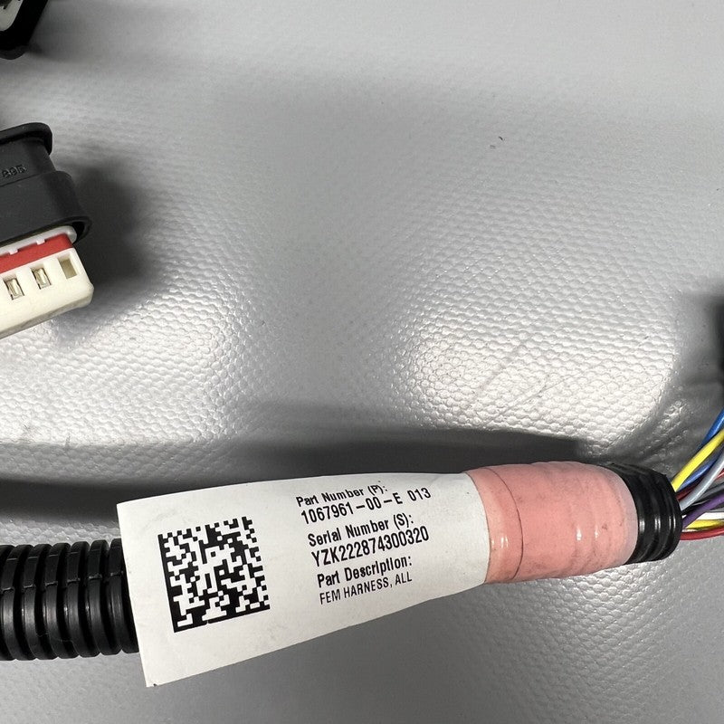 1067961-00-E TESLA MODEL 3 RADIATOR SUPPORT WIRE HARNESS 2017 18 19 20 21 22 2023 OEM