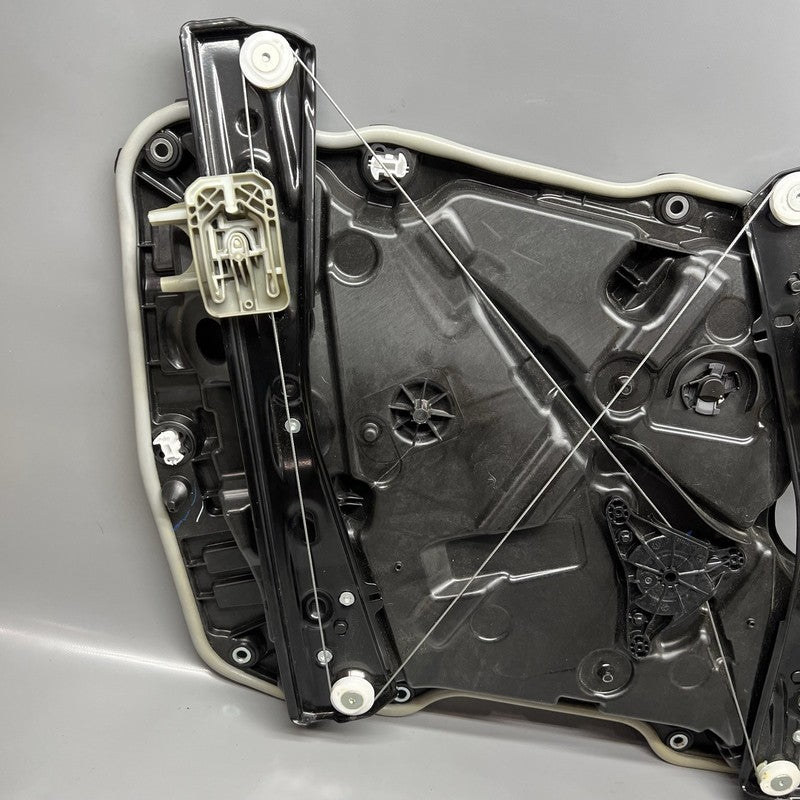 7497104 BMW 330 M430 WINDOW REGULATOR RIGHT FRONT 2019 2020 2021 2022 2023 2024 OEM