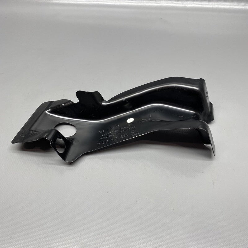 95B805832A PORSCHE MACAN HEADLIGHT SUPPORT BRACKET 95B805832A 2016 2017 2018 2019 2020 OEM