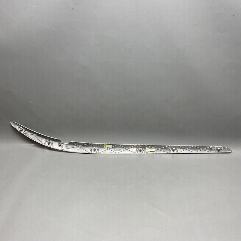 80335600 MASERATI GRANTURISMO DOOR TRIM RIGHT CARBON FIBER 80335600 2014 2015 2016 2017 