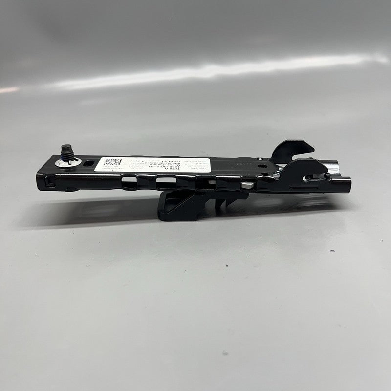 1068130-01-B TESLA MODEL 3 Y 1ST ROW SEAT BELT HEIGHT ADJUSTMENT 2017-2020 2021 2022 2023 OEM